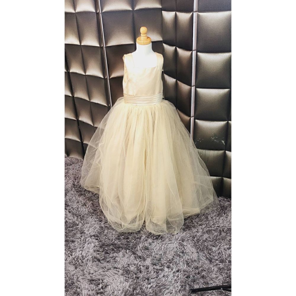 Gold flowergirl dress  - Picture 8 of 8